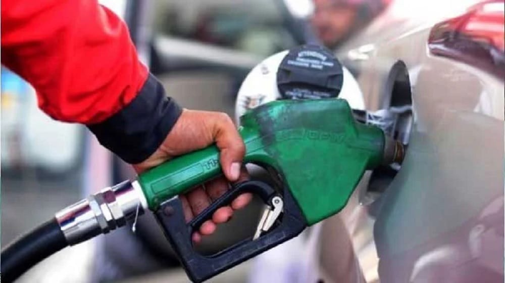 Petroleum Dealers Divided Over Strike as Govt Proposes Higher Sales Commissions