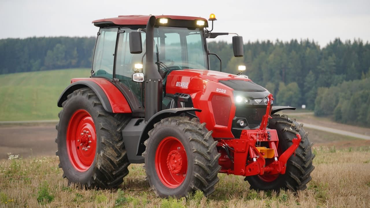 Thatta Cement Subsidiary Signs Exclusive Deal to Produce Belarus Tractors in Pakistan