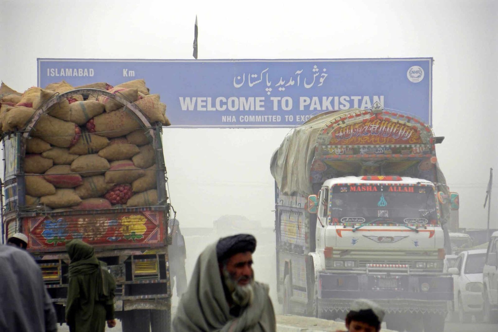 Pakistan Resumes Afghan Transit Trade After Doha Talks
