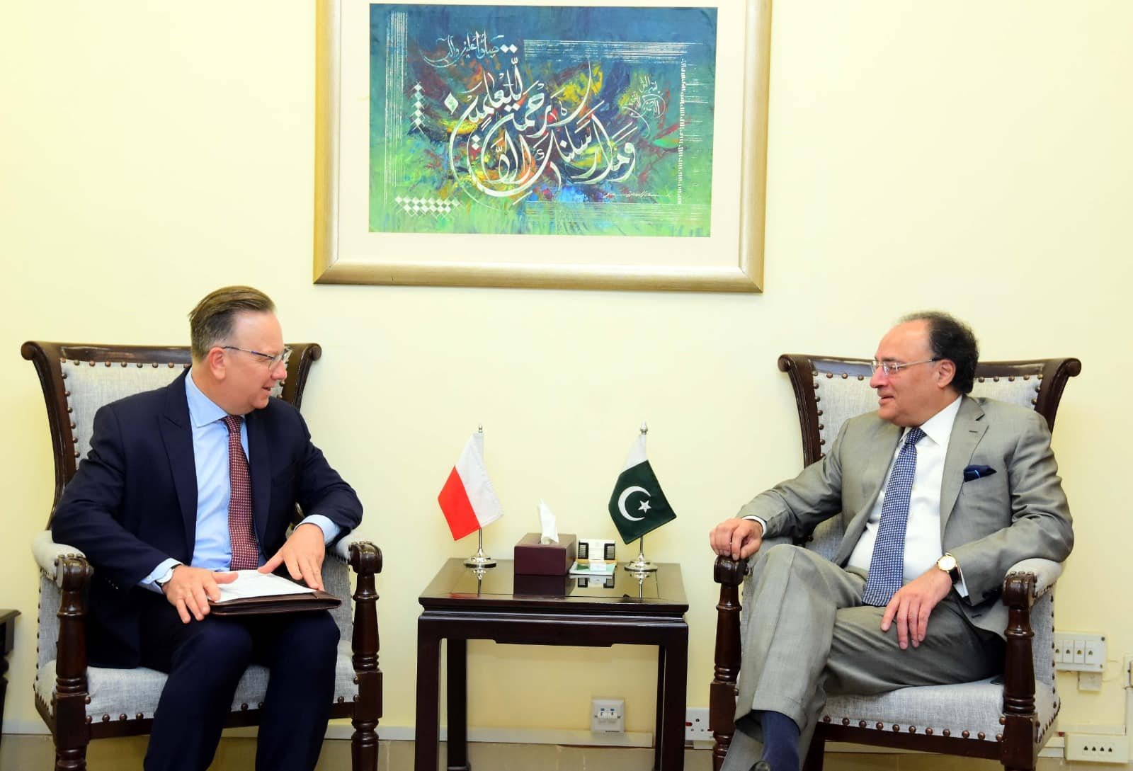 Poland Looks to Expand Investment in Pakistan’s Oil and Gas Sector