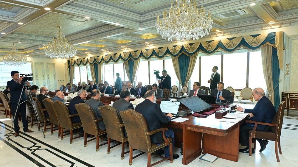 PM for Consulting Global Experts to Improve Country’s Economy