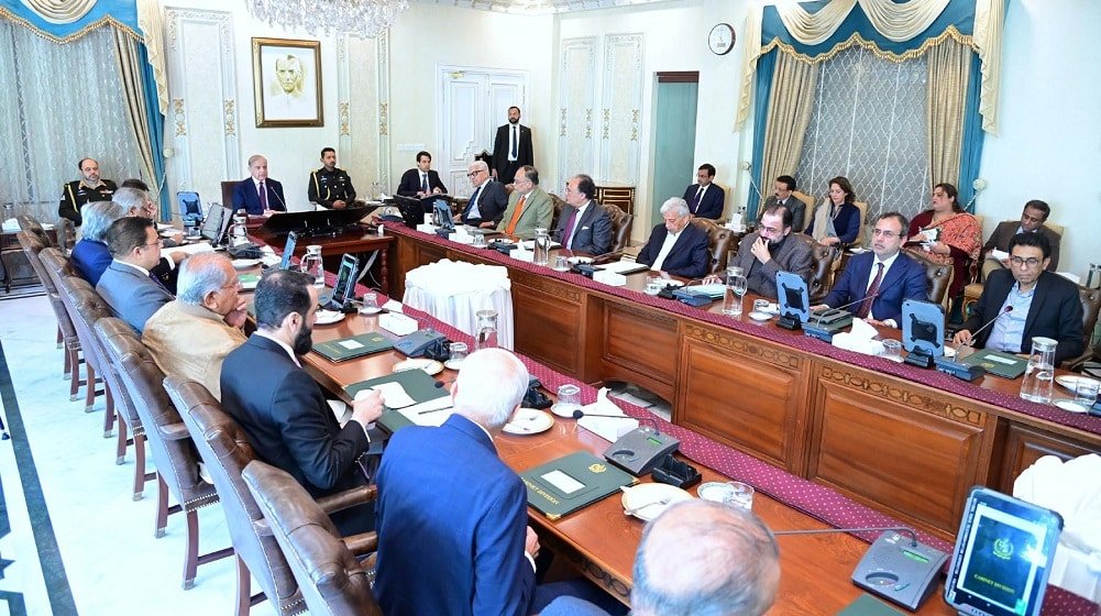 Cabinet Approves Amendment to Make Asset Details of Civil Servants Public 