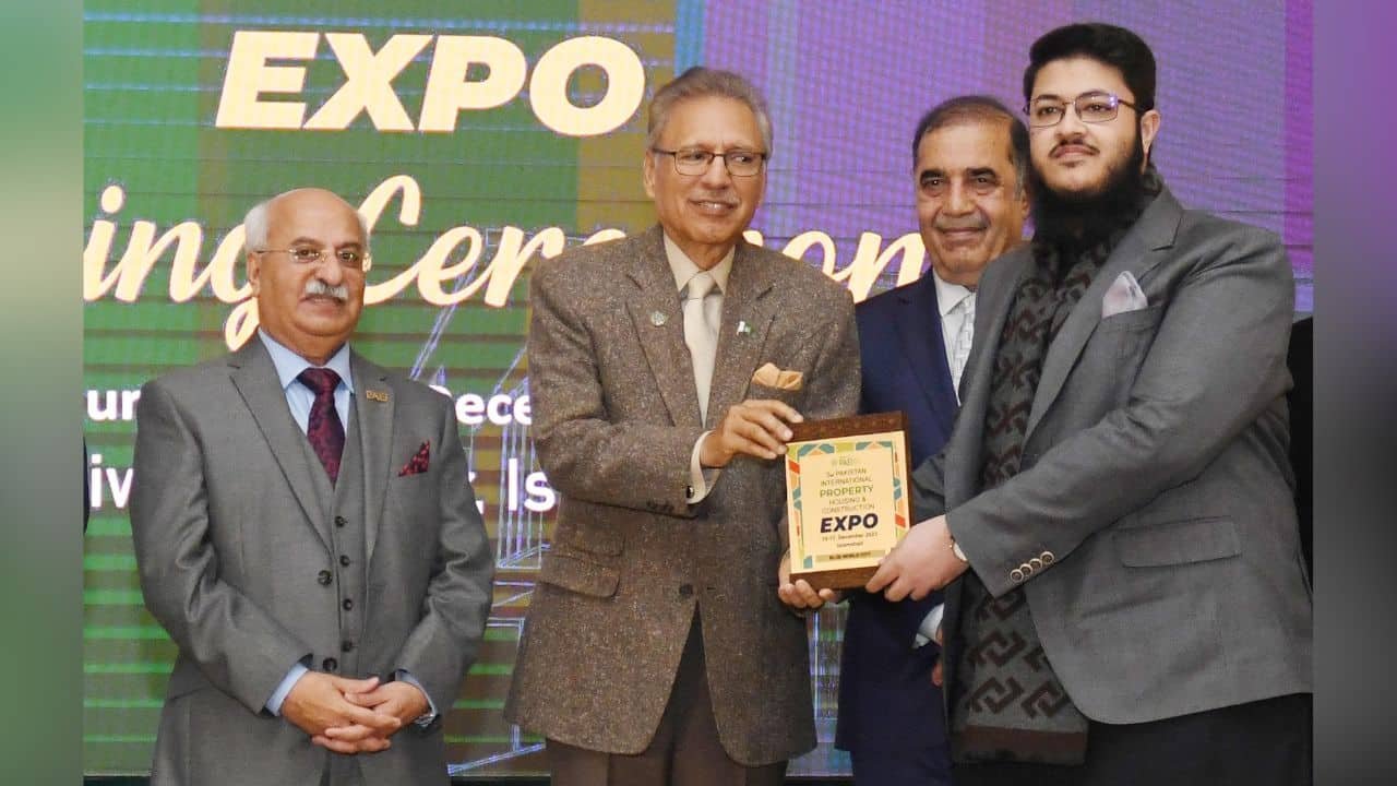 Mr. Hamza Aamir –The Director of Blue World City Honored by the President of Pakistan