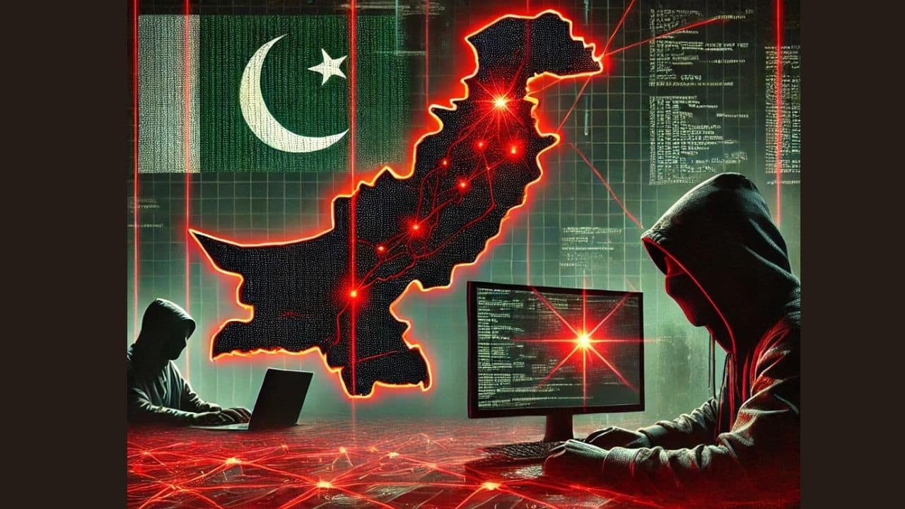 Pakistanis File Over 142,000 Cybercrime Complaints in 2025