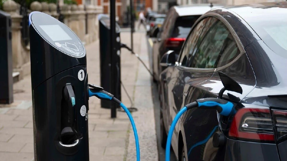 Hubco, PSO Ink Agreement to Install EV Charging Stations Nationwide