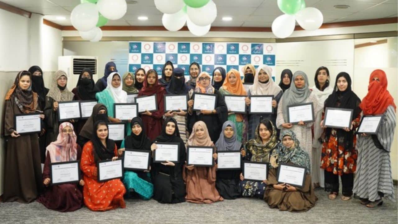 Faysal Bank and CIRCLE Empower Underserved Communities Through Khud Mukhtar Internship Programme