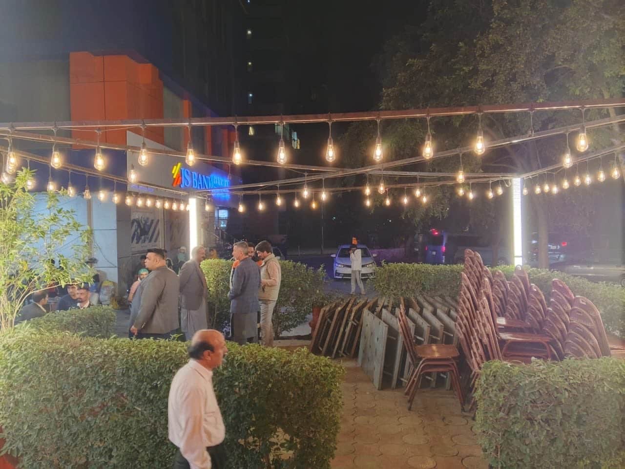 Open Space of Islamabad’s Famous Restaurant Sealed