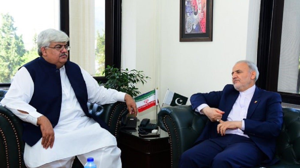 Pakistan, Iran Agree to Resolve Issues Hampering Bilateral Trade 