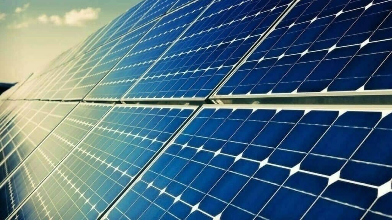 Govt to Distribute Seized Solar Panels in Designated Cities