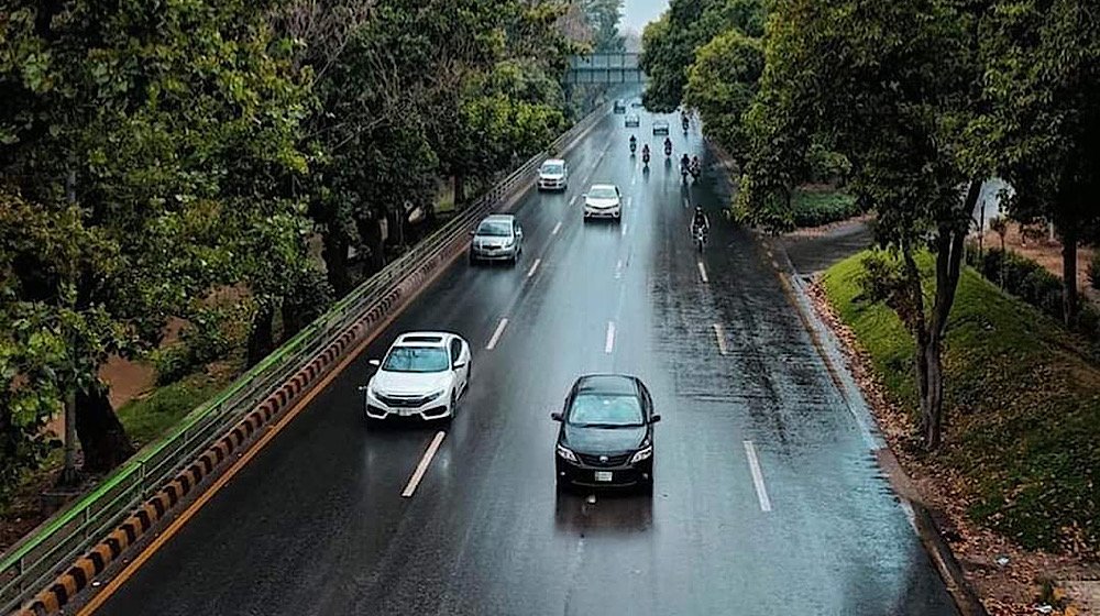 Pakistan Seeks Over $2 Billion Chinese Funding for Major Road and Railway Projects