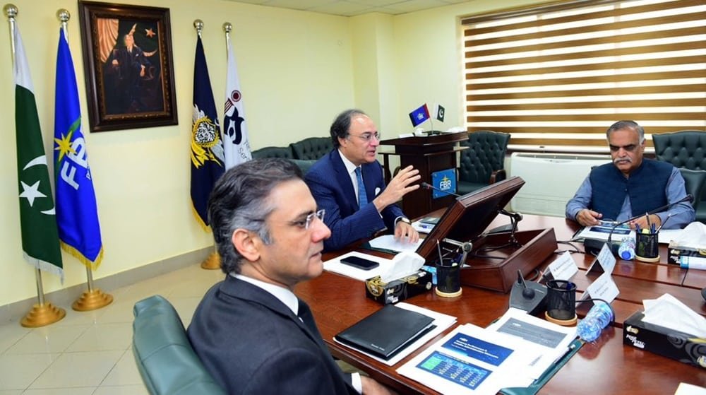 Finance Minister Stresses Formulating Strategy to Enhance Tax-to-GDP Ratio 