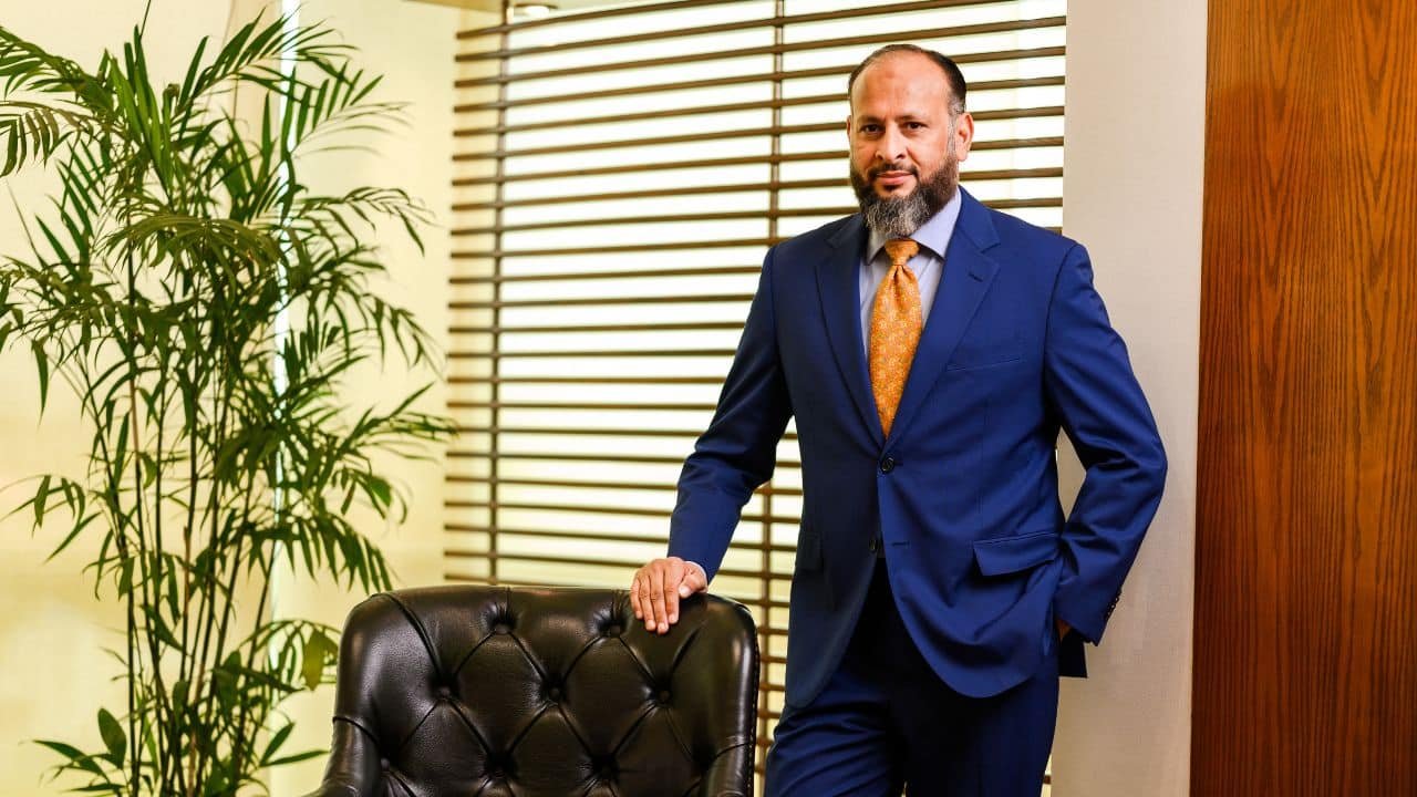 K-Electric CEO Found Guilty of Harassing Employee, Ordered to Vacate Post And Pay Rs. 2.5 Million Fine