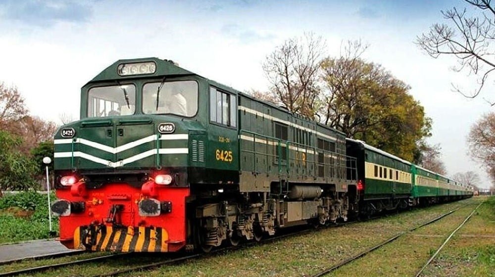 Pakistan, China to Finance Karachi-Peshawar Railway (ML-1) Project in Phases