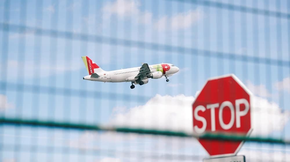 Govt Likely to Bar Non-Filers from Travelling Abroad