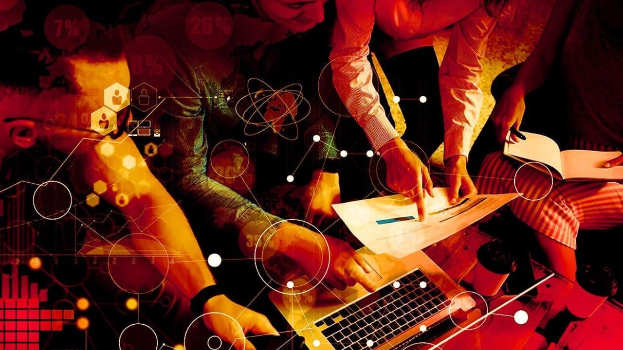 The Role of Networking and Collaboration in Digital Transformation