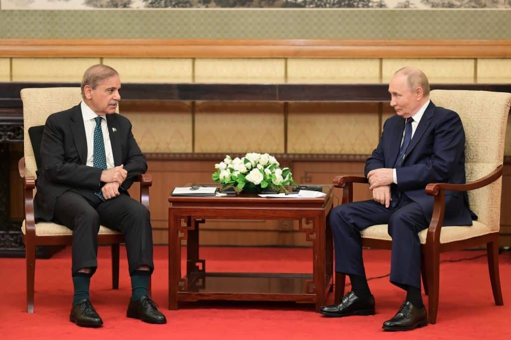 PM Shehbaz, President Putin Vow to Strengthen Pakistan-Russia Bilateral Cooperation