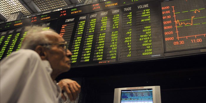 Supreme Court Judge Suggests Investing in Stock Market Instead of Banks