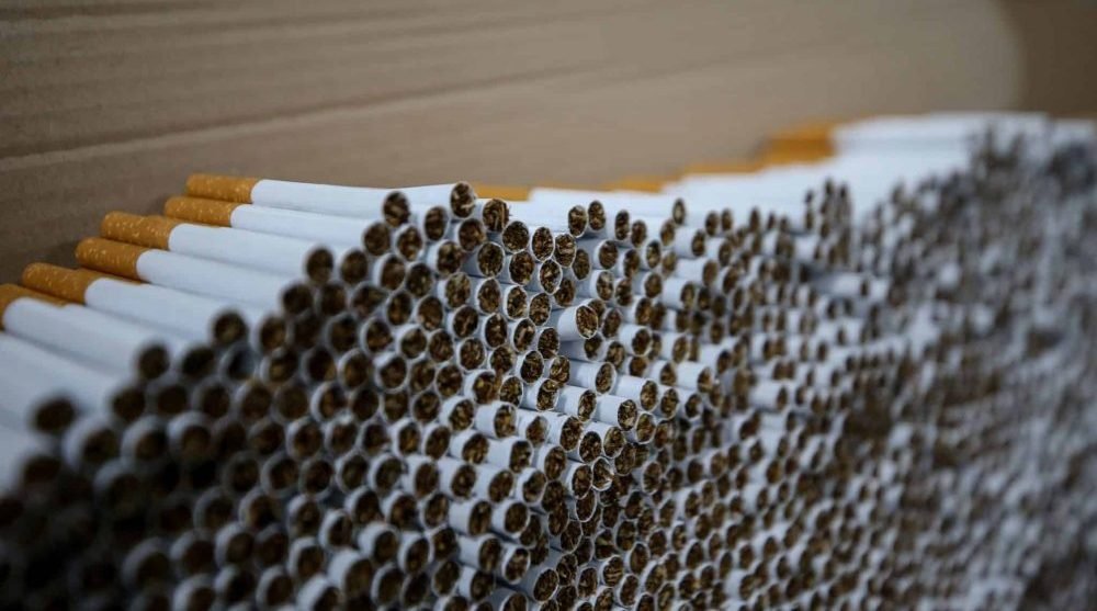 Legal Cigarette Sector Shrinks to 42%