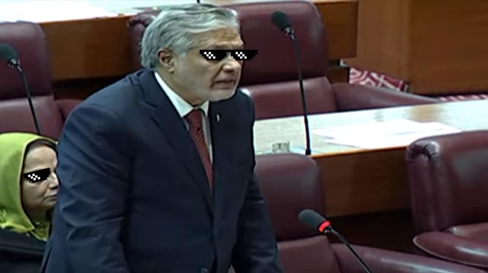 Rupee Declines Against US Dollar to End the Week in Red