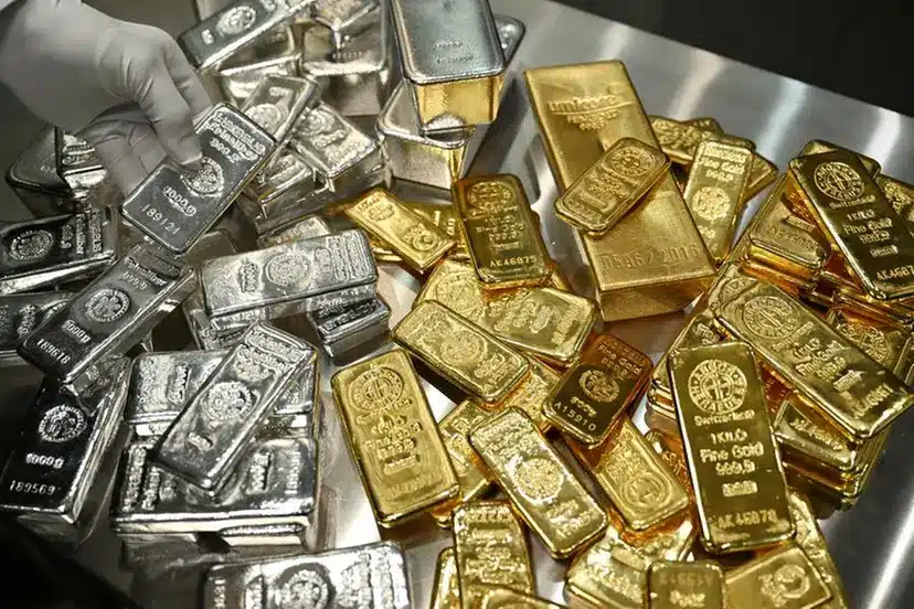 Gold Prices Rise in Pakistan as Silver Hits Fresh Record High