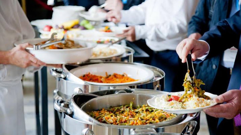 FBR Orders Hotels, Couriers and Other Services to Go Digital