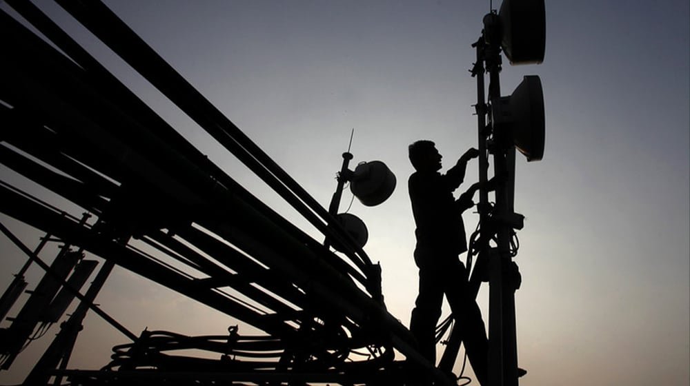 Here’s How Much Revenue Telecom Sector Generated in FY2024-25