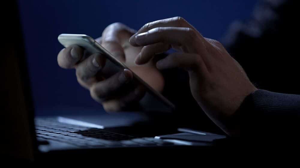 Govt Bans Mobile Operators from Sharing User Data