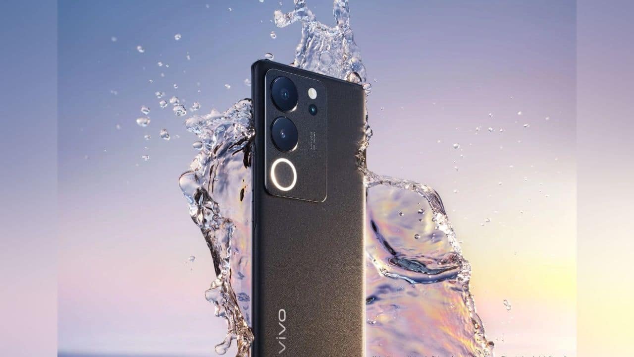 Elevate Your Portraits: vivo V29 5G Introduces Smart Aura Light for Studio-Quality Shots